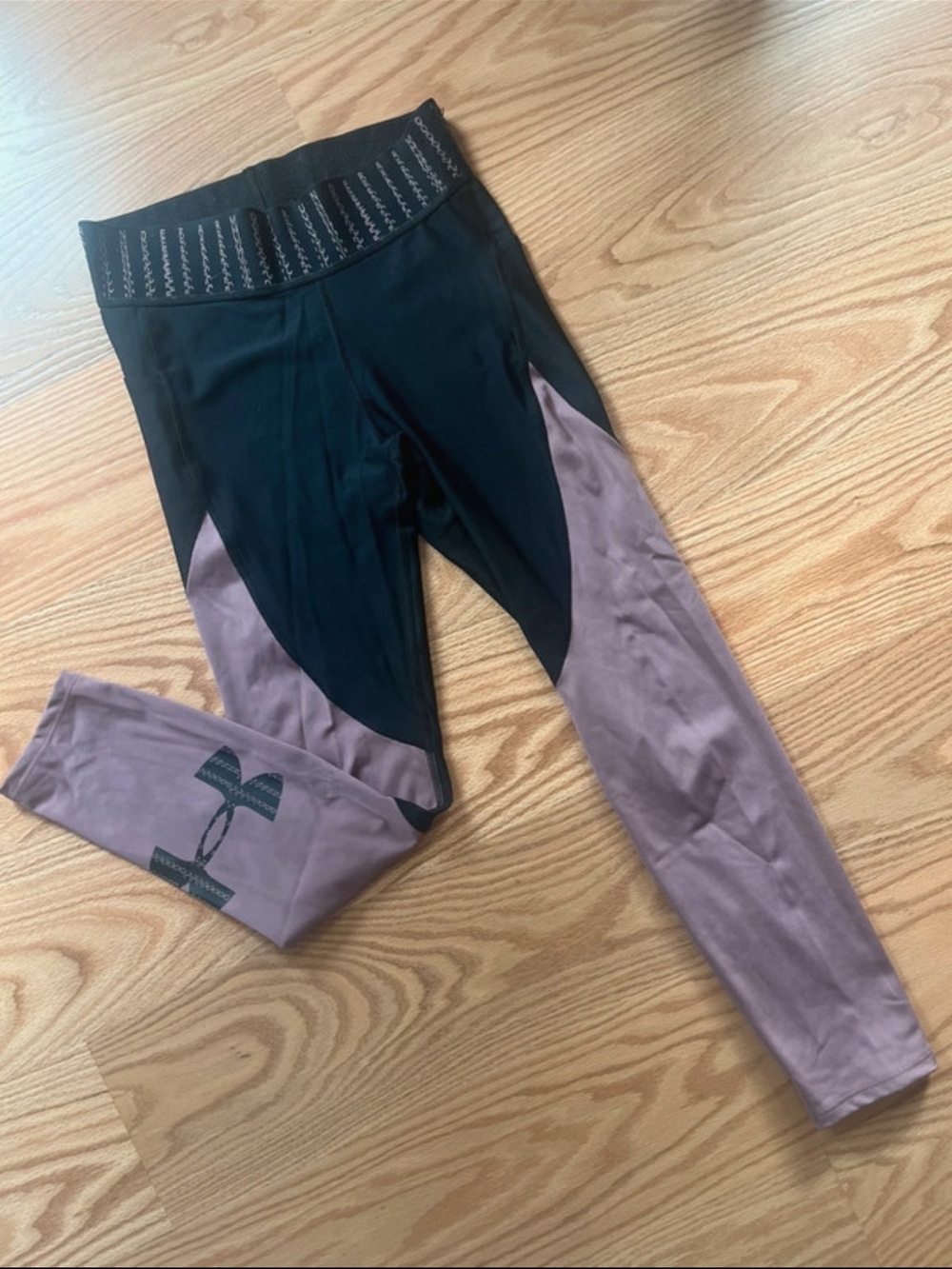 Under Armour Black and Mauve Athletic Leggings